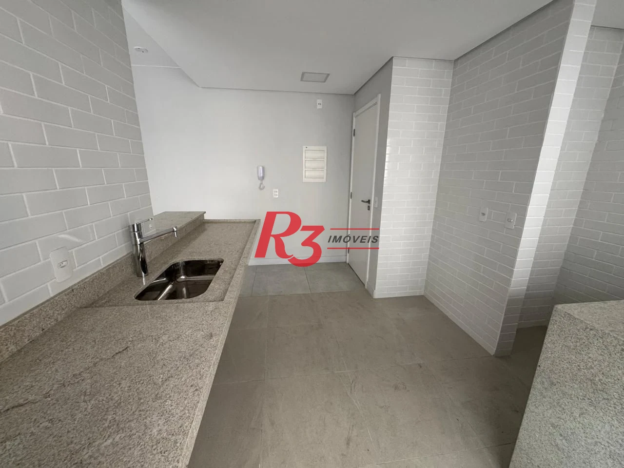 Apartamento com 2 dormitórios à venda, 82 m² por R$ 890.000,00 - Aparecida - Santos/SP