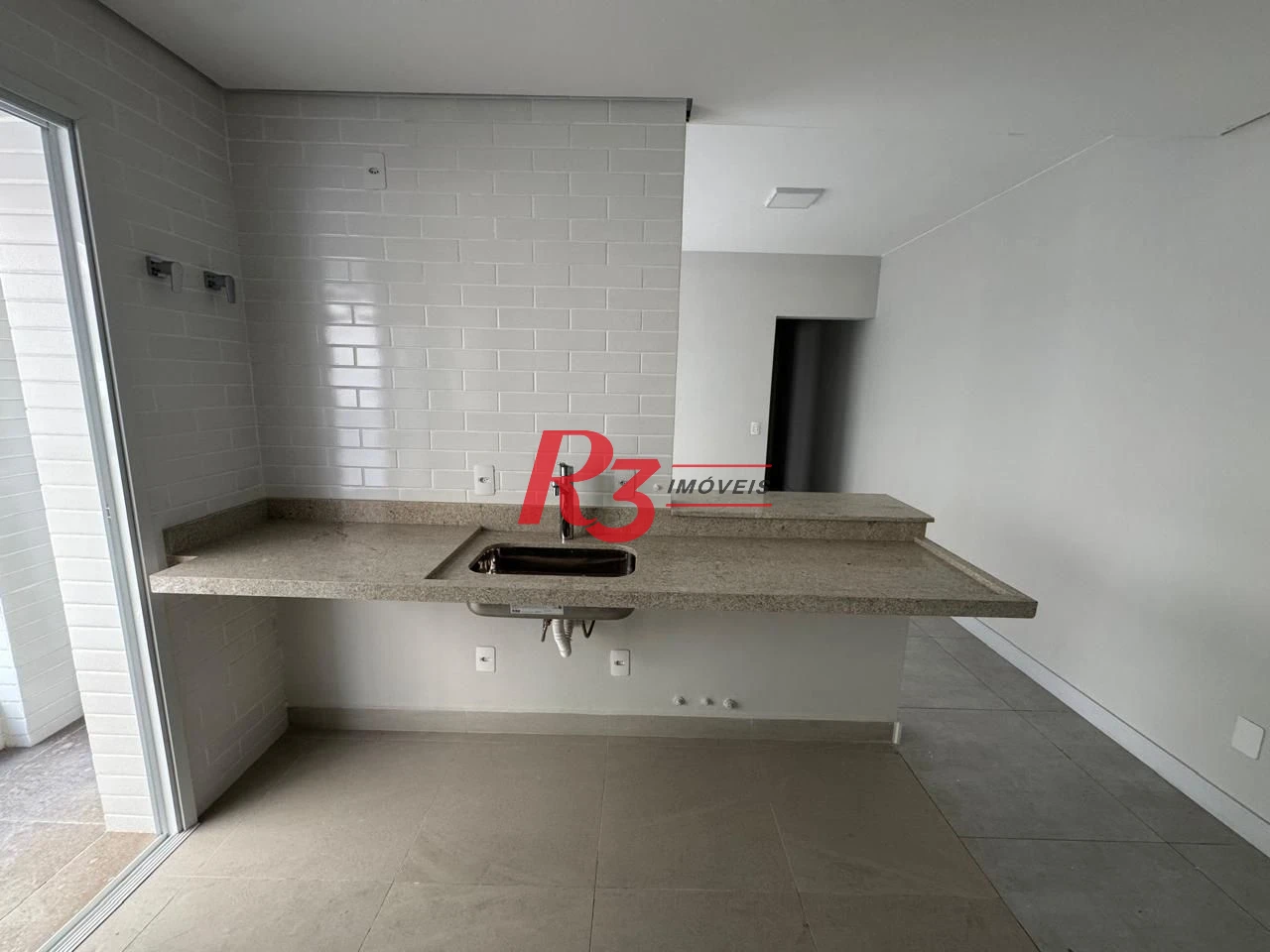 Apartamento com 2 dormitórios à venda, 82 m² por R$ 890.000,00 - Aparecida - Santos/SP
