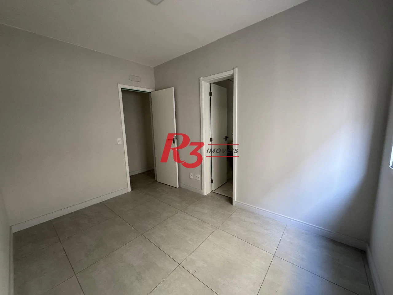 Apartamento com 2 dormitórios à venda, 82 m² por R$ 890.000,00 - Aparecida - Santos/SP