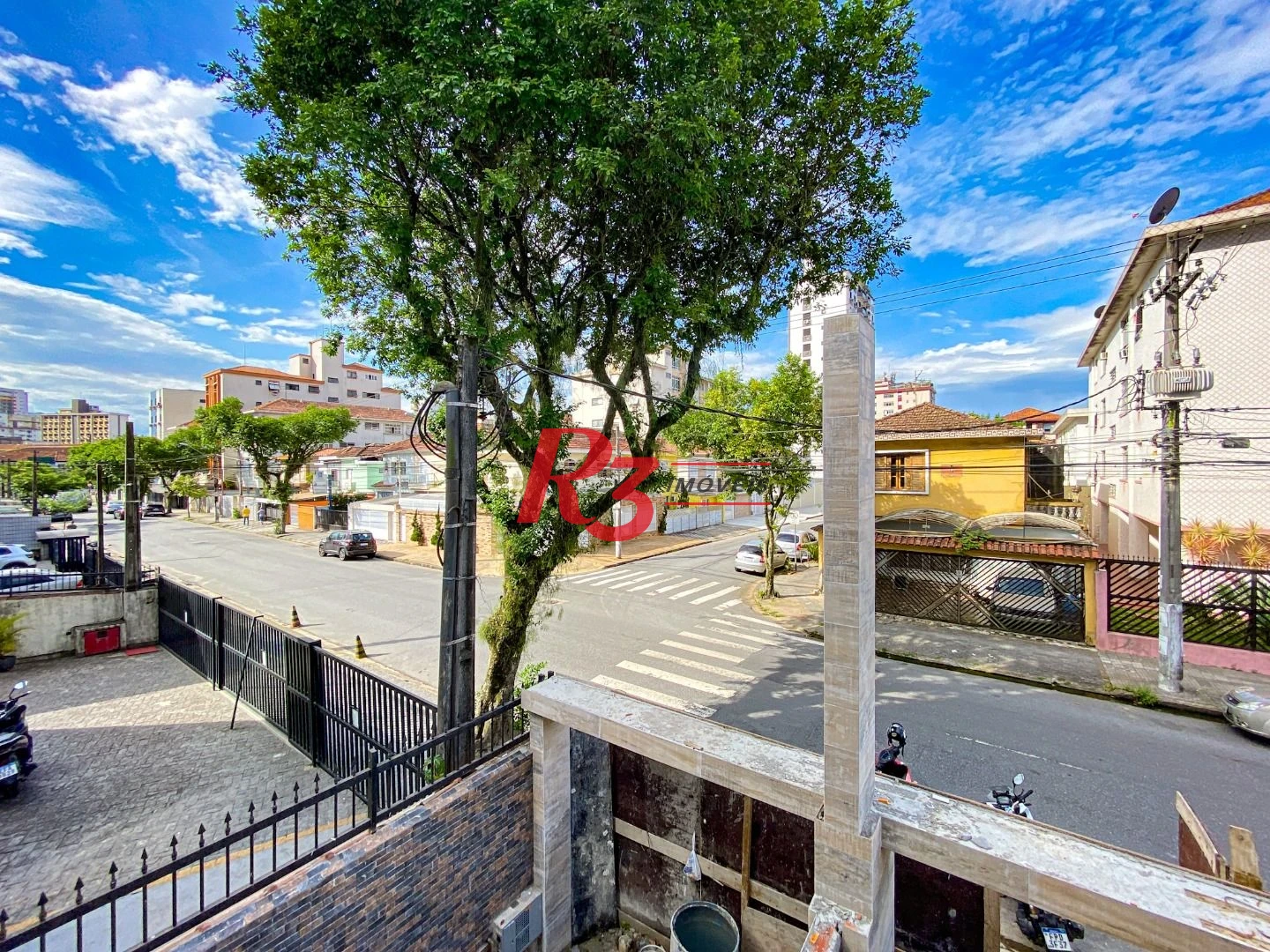 Casa com 3 dormitórios à venda, 290 m² por R$ 1.949.000,00 - Boqueirão - Santos/SP