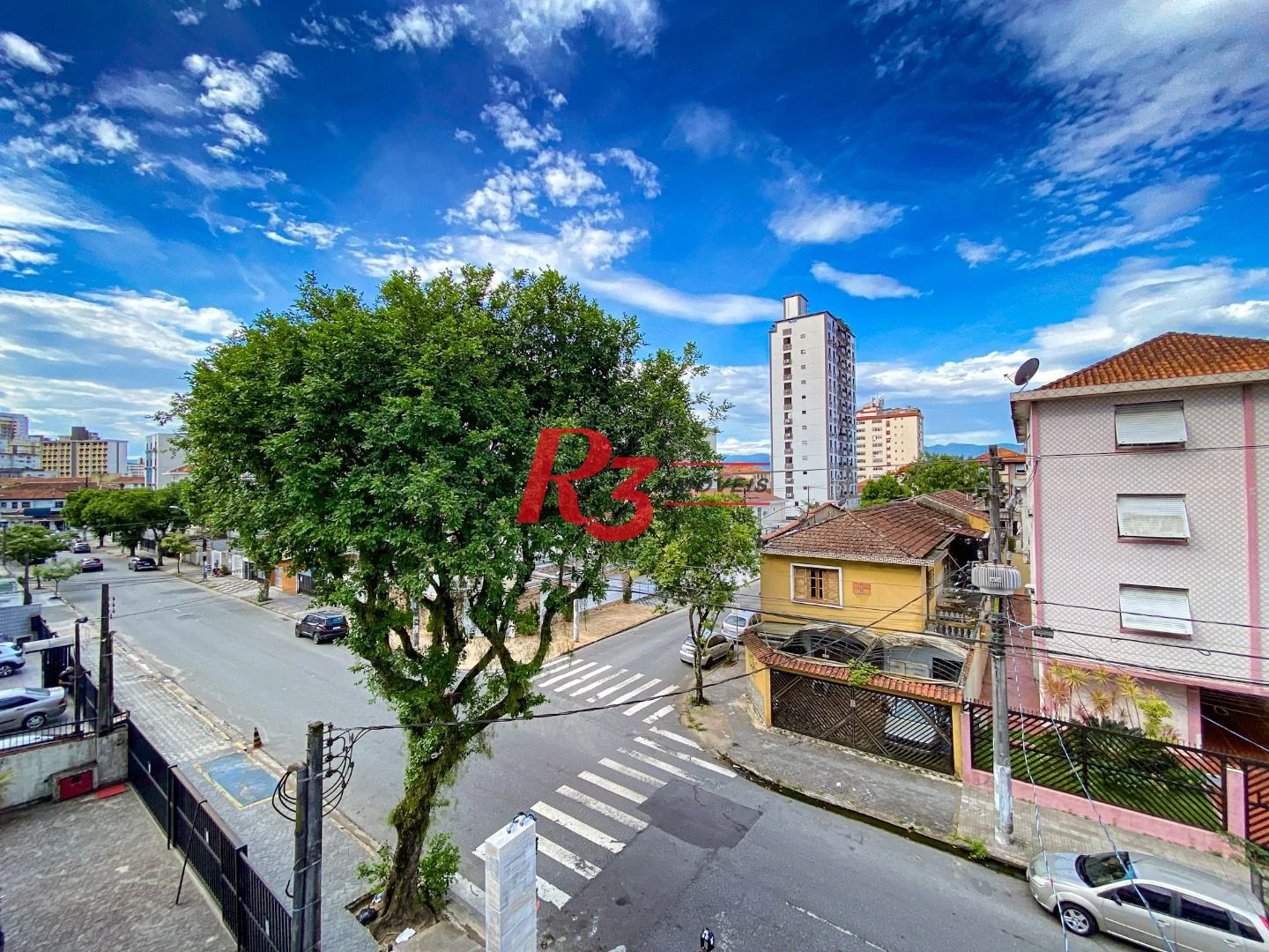 Casa com 3 dormitórios à venda, 290 m² por R$ 1.949.000,00 - Boqueirão - Santos/SP