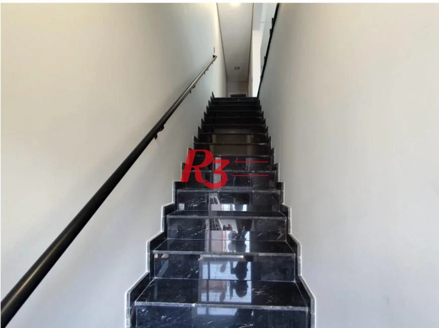 Casa com 3 dormitórios à venda, 290 m² por R$ 1.949.000,00 - Boqueirão - Santos/SP