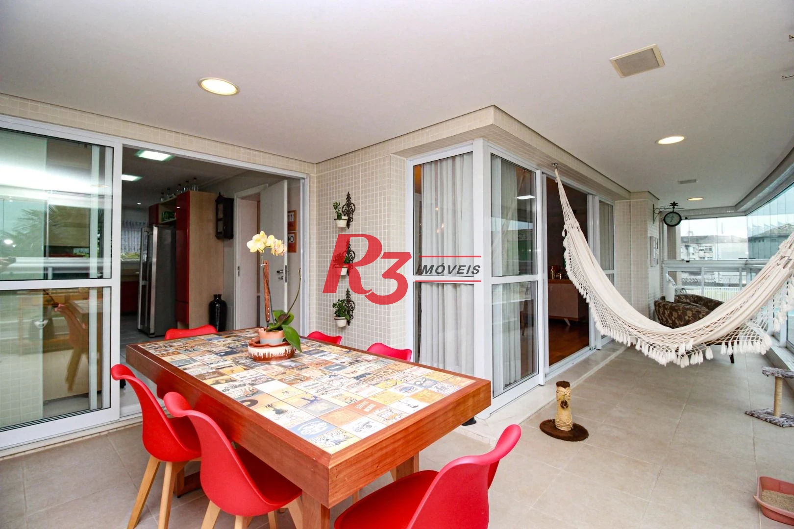Apartamento com 3 suítes à venda, 189 m² e 3 vagas por R$ 2.380.000 - Ponta da Praia - Santos/SP