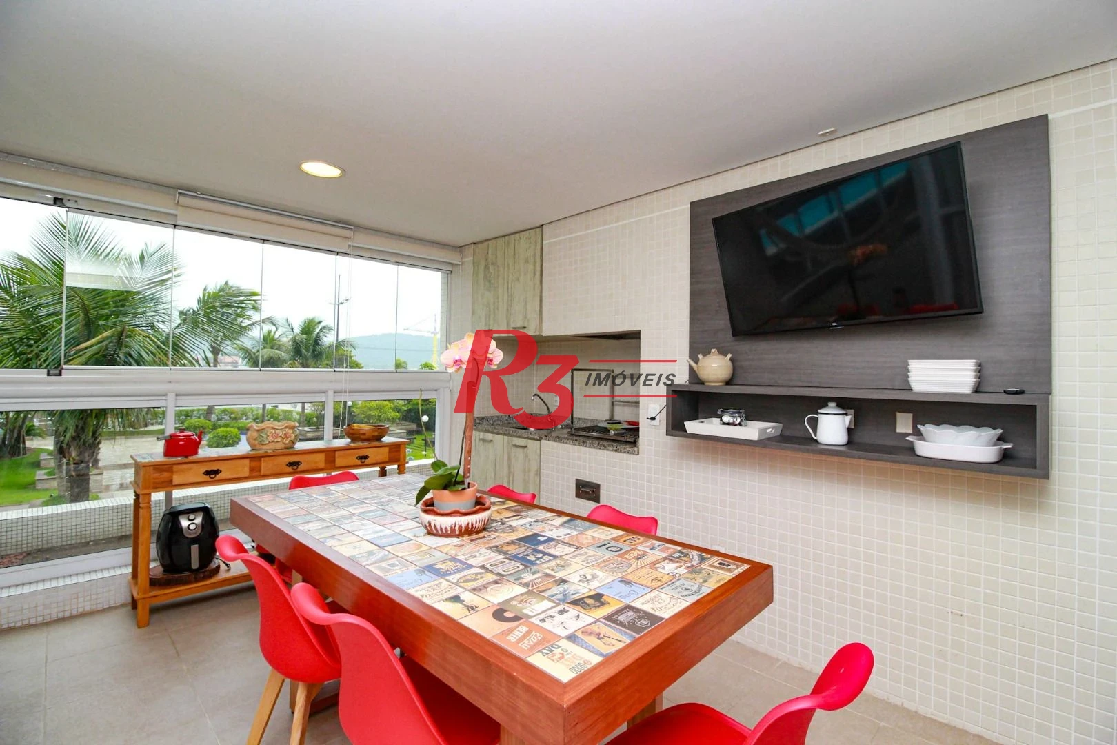 Apartamento com 3 suítes à venda, 189 m² e 3 vagas por R$ 2.380.000 - Ponta da Praia - Santos/SP