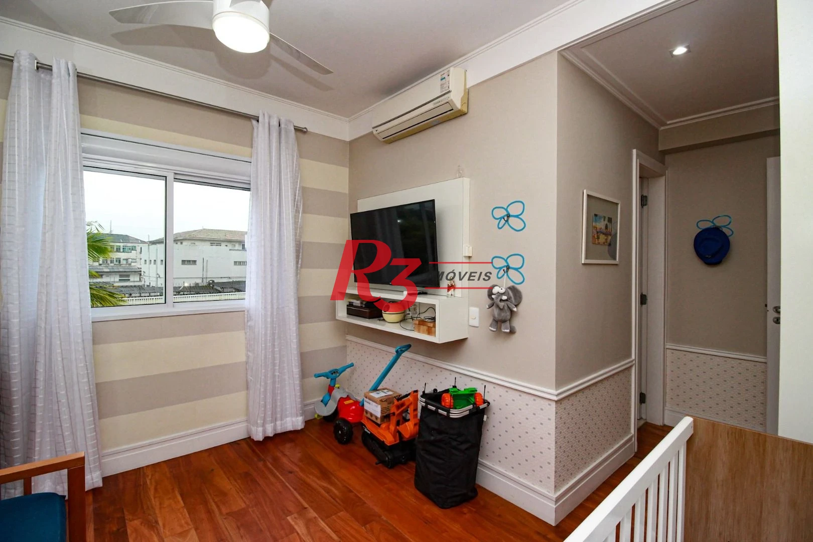 Apartamento com 3 suítes à venda, 189 m² e 3 vagas por R$ 2.380.000 - Ponta da Praia - Santos/SP
