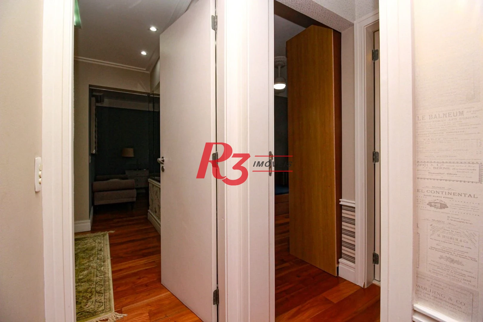 Apartamento com 3 suítes à venda, 189 m² e 3 vagas por R$ 2.380.000 - Ponta da Praia - Santos/SP