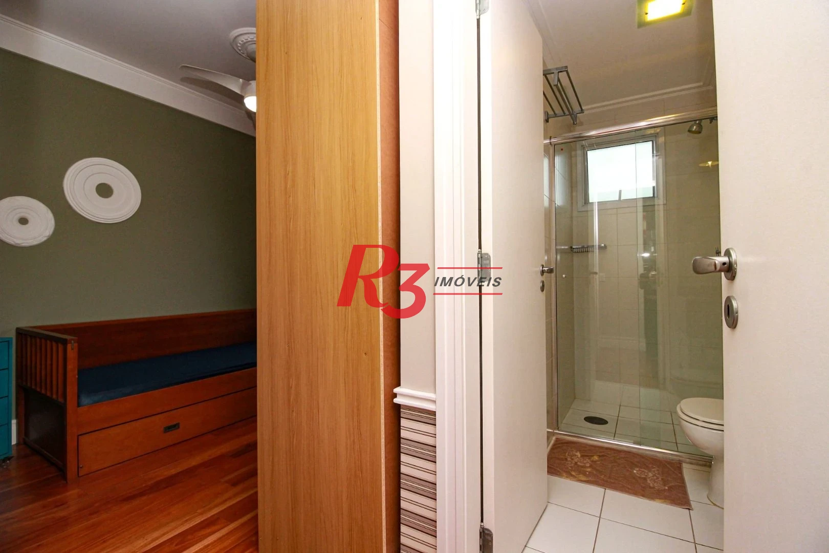 Apartamento com 3 suítes à venda, 189 m² e 3 vagas por R$ 2.380.000 - Ponta da Praia - Santos/SP