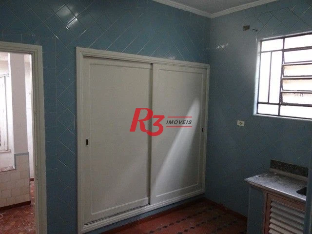 Sobrado à venda, 225 m² por R$ 750.000,00 - Gonzaga - Santos/SP