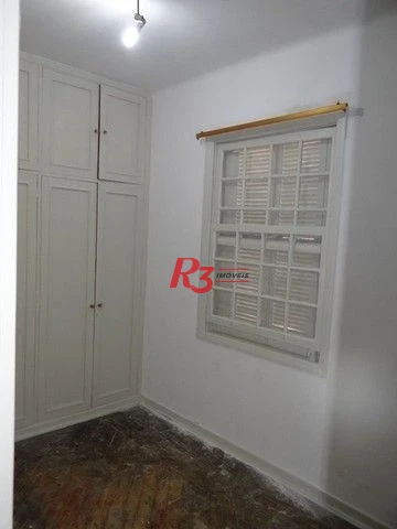 Sobrado à venda, 225 m² por R$ 750.000,00 - Gonzaga - Santos/SP