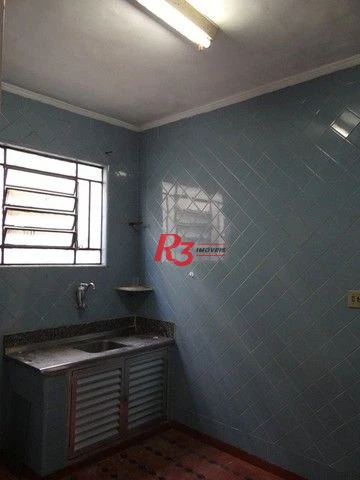 Sobrado à venda, 225 m² por R$ 750.000,00 - Gonzaga - Santos/SP