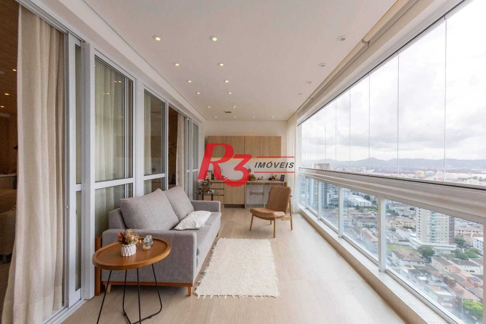 Apartamento com 1 dormitório à venda, 106 m² por R$ 2.200.000,00 - Aparecida - Santos/SP