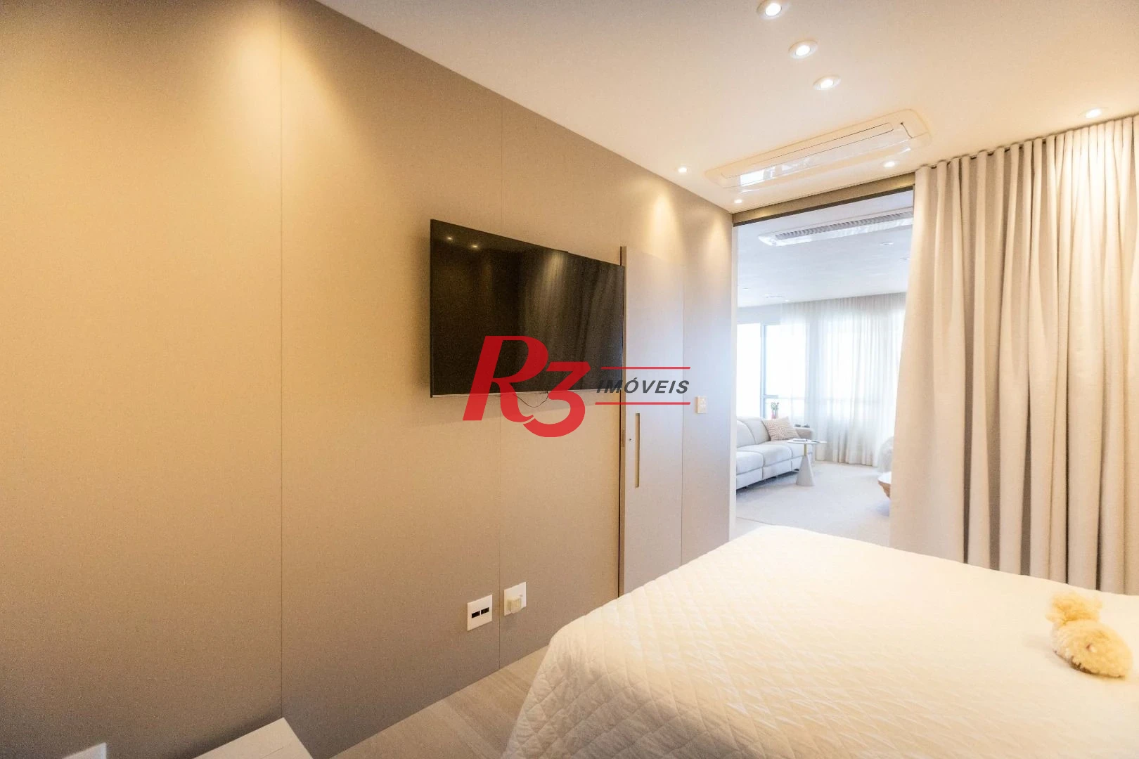 Apartamento com 1 dormitório à venda, 106 m² por R$ 2.200.000,00 - Aparecida - Santos/SP