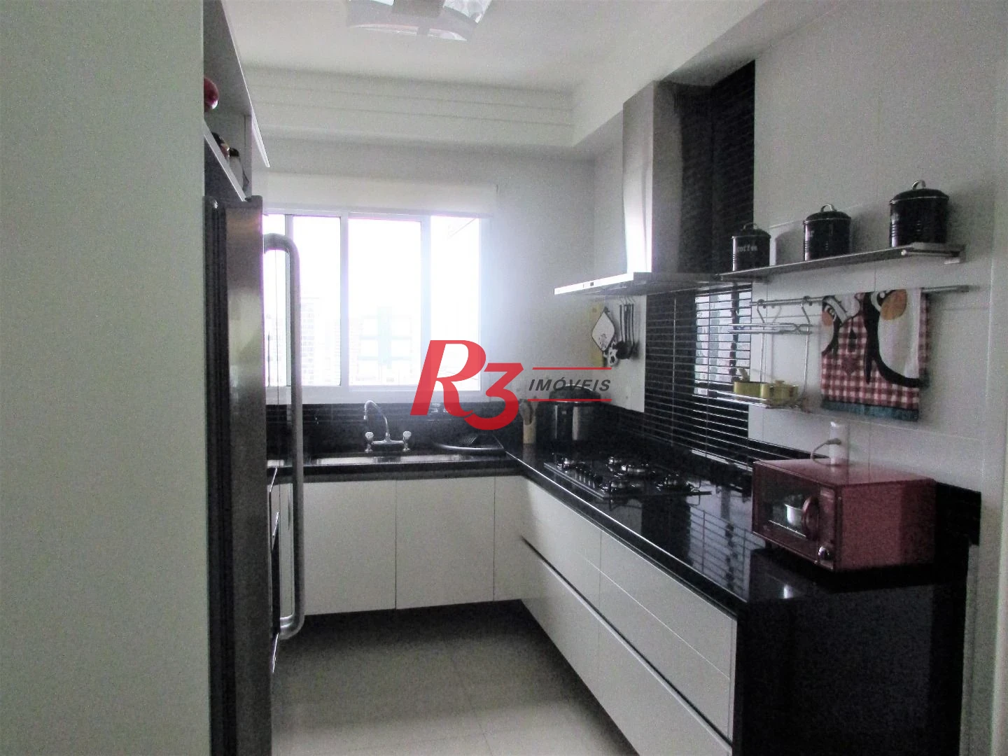Apartamento para alugar, 178 m² por R$ 19.000,00/mês - Gonzaga - Santos/SP