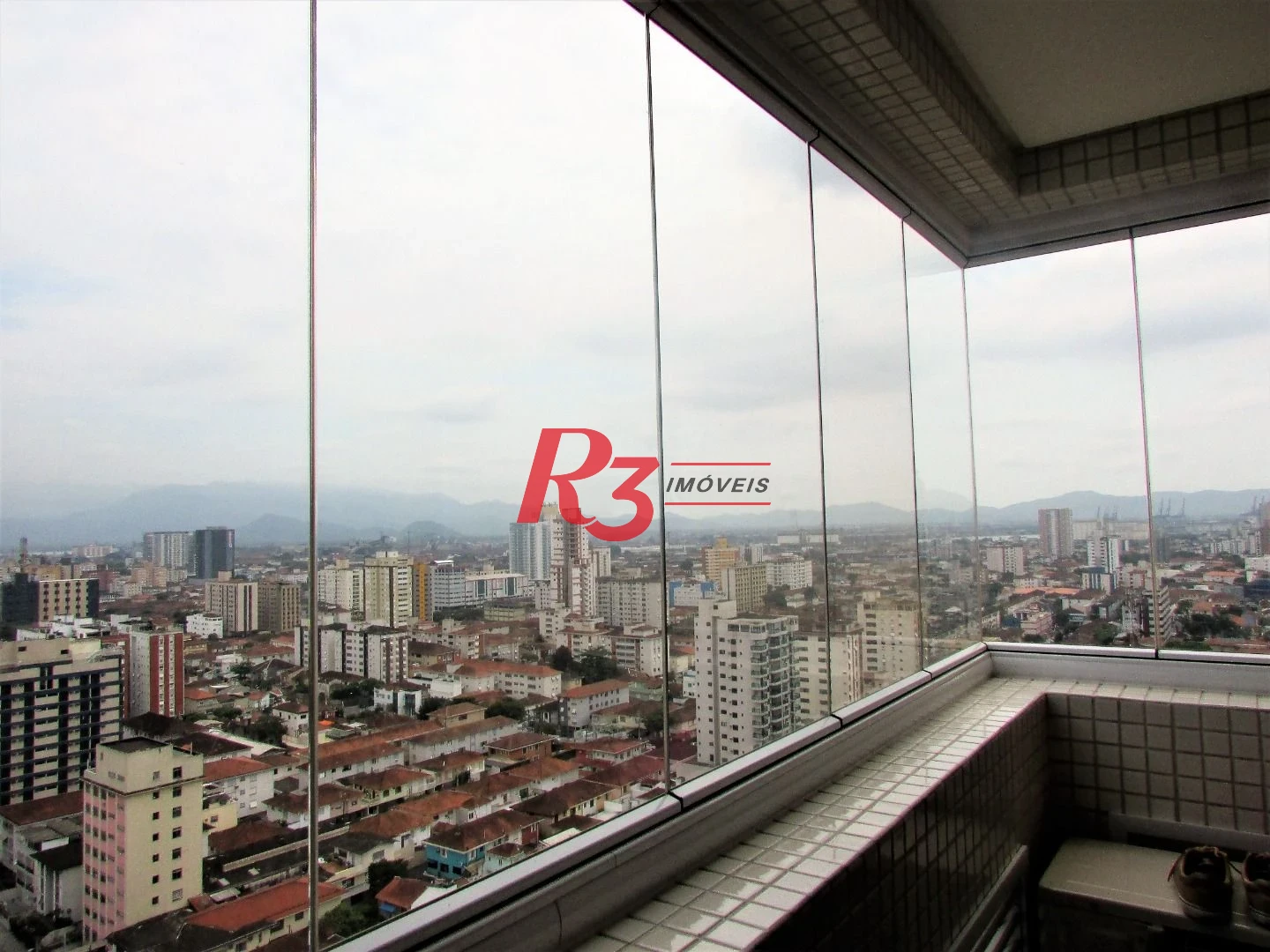 Apartamento para alugar, 178 m² por R$ 19.000,00/mês - Gonzaga - Santos/SP