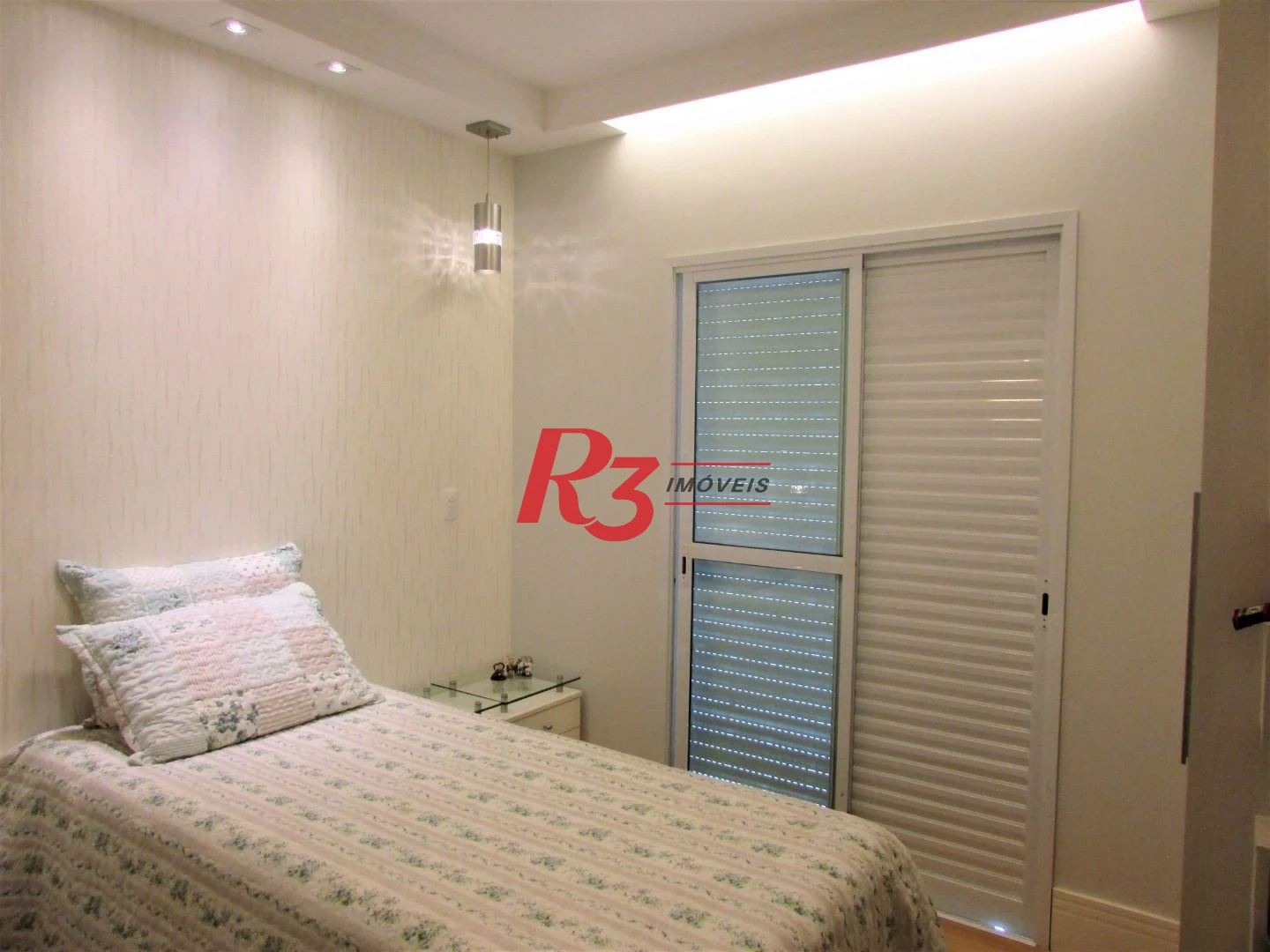 Apartamento para alugar, 178 m² por R$ 19.000,00/mês - Gonzaga - Santos/SP