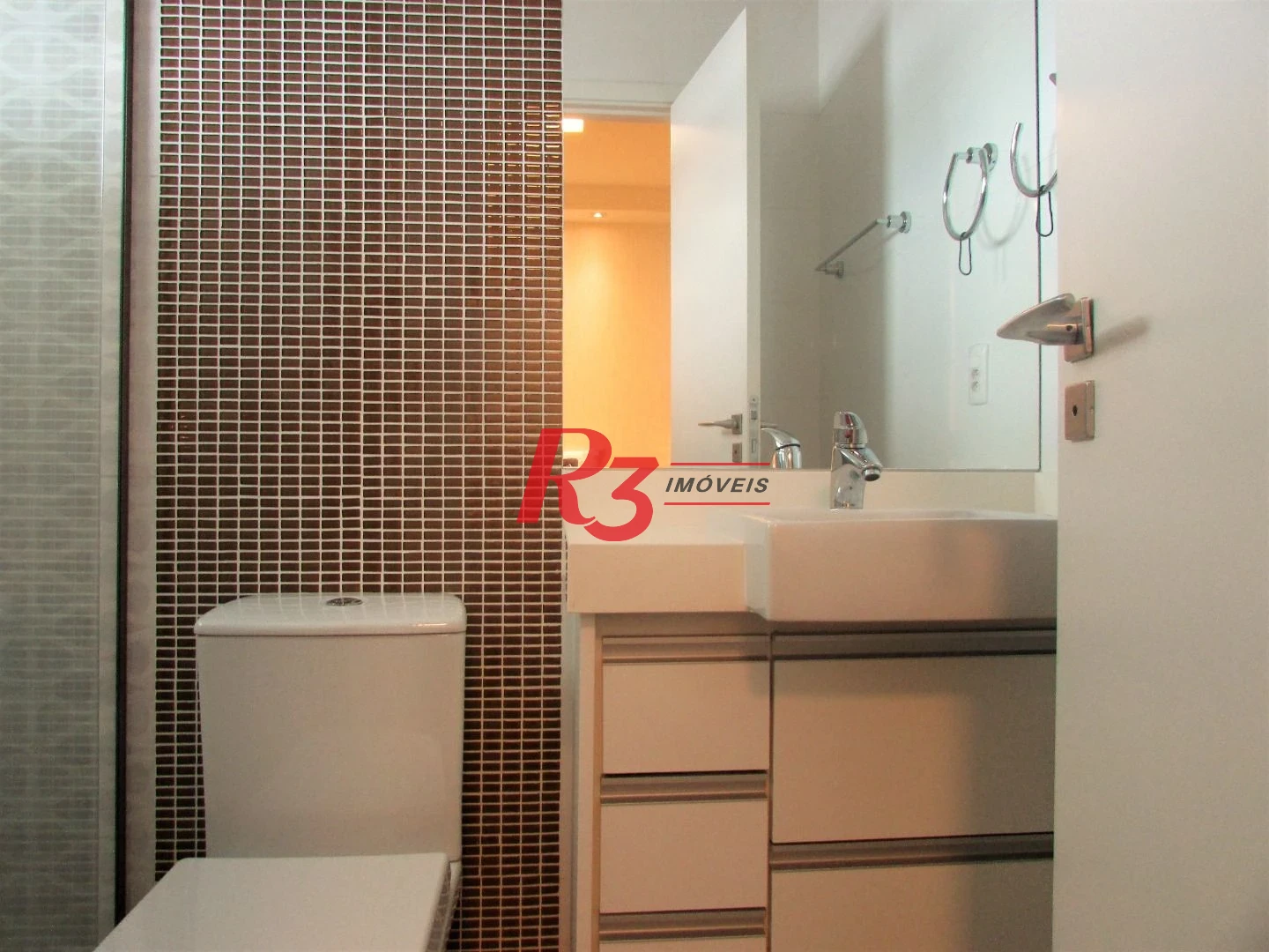 Apartamento para alugar, 178 m² por R$ 19.000,00/mês - Gonzaga - Santos/SP