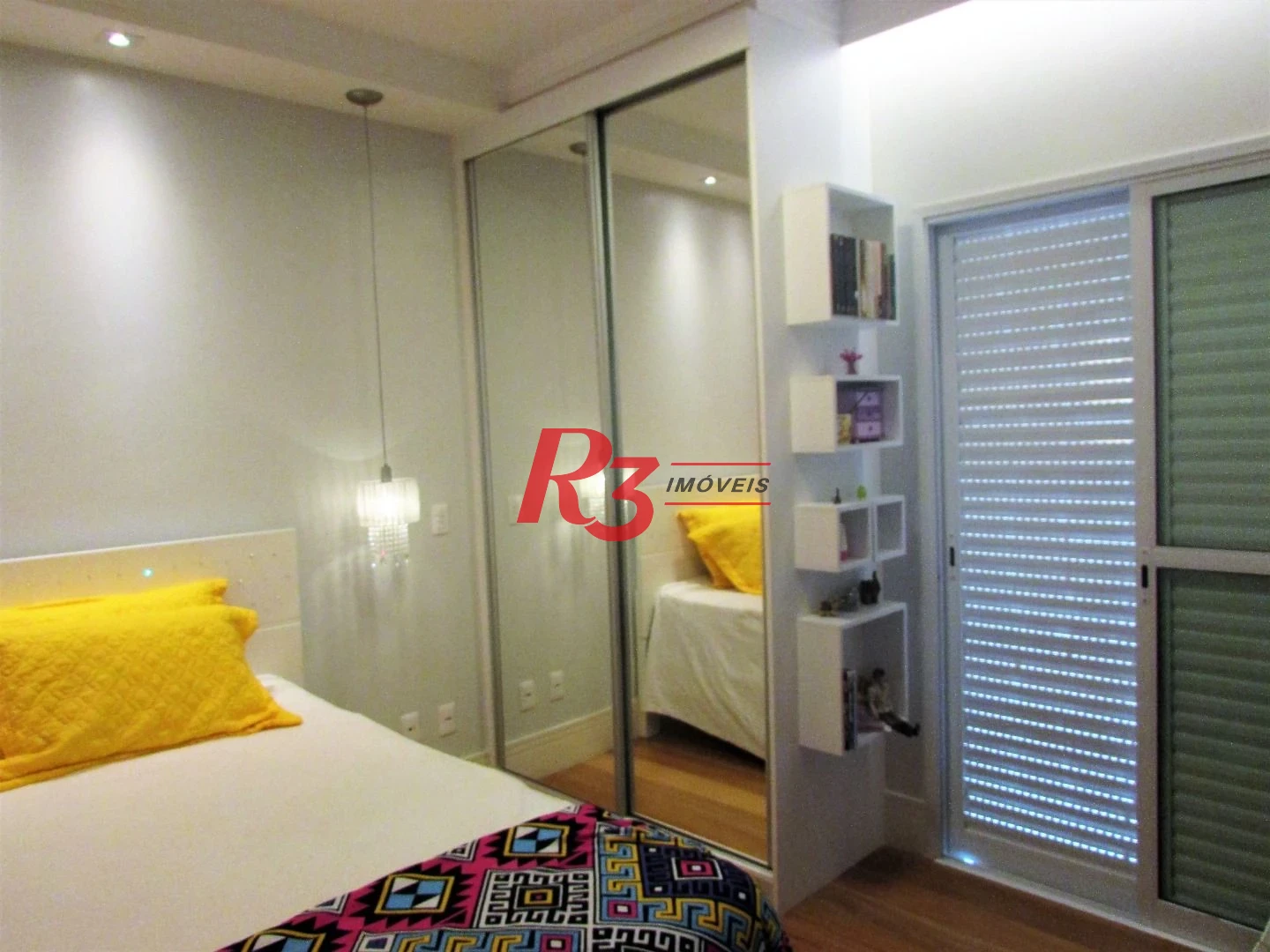 Apartamento para alugar, 178 m² por R$ 19.000,00/mês - Gonzaga - Santos/SP