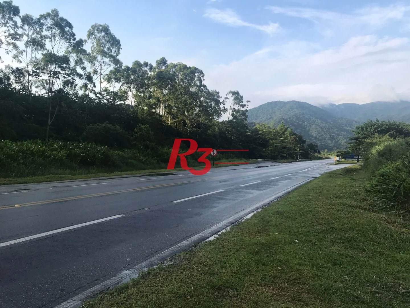 Área à venda, 20000 m² por R$ 9.000.000,00 - Monte Cabrão - Santos/SP