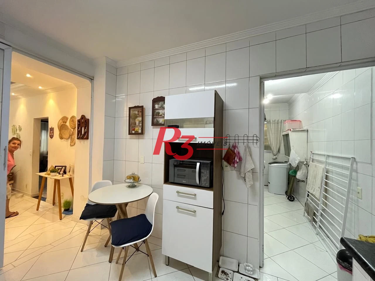 Apartamento com 2 dormitórios à venda, 78 m² por R$ 557.000,00 - Embaré - Santos/SP