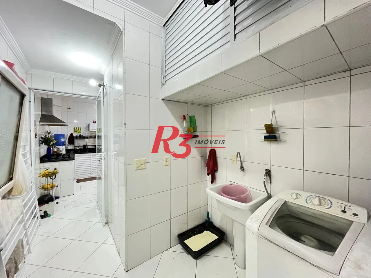 Apartamento com 2 dormitórios à venda, 78 m² por R$ 557.000,00 - Embaré - Santos/SP