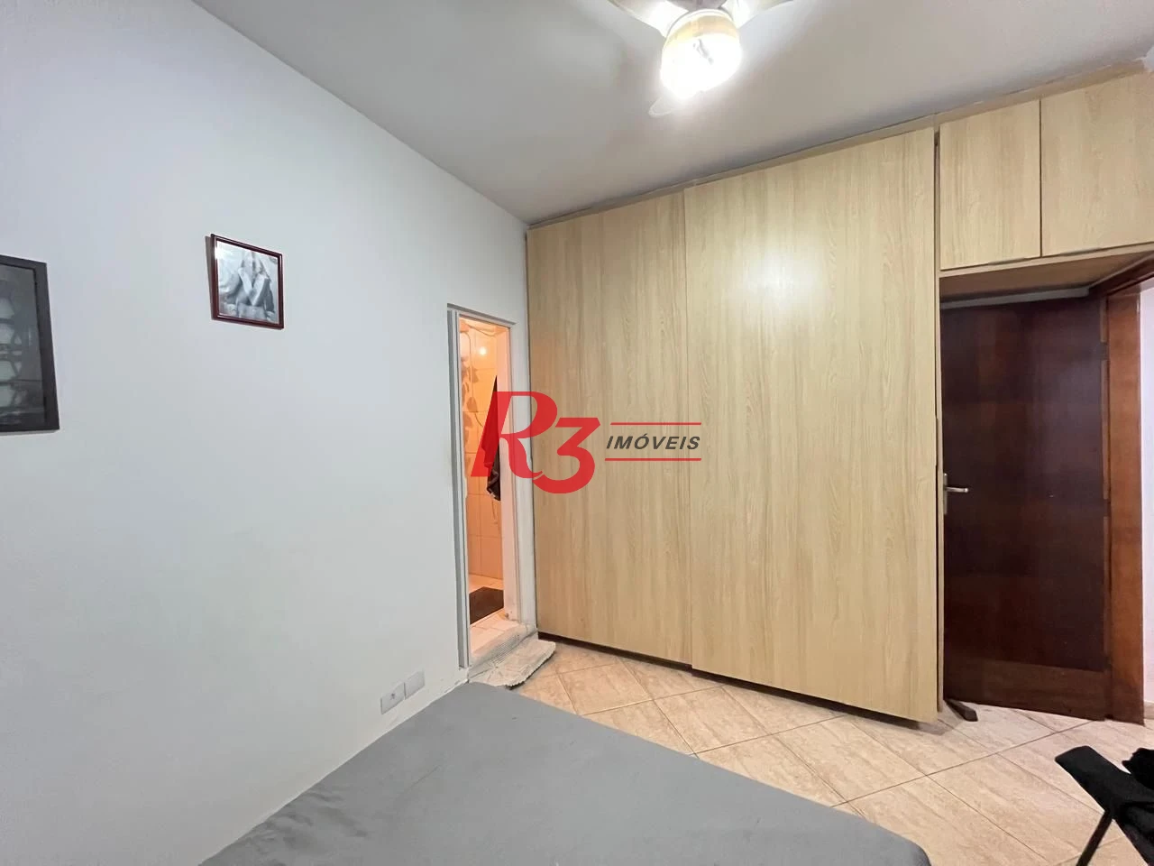 Apartamento com 2 dormitórios à venda, 78 m² por R$ 557.000,00 - Embaré - Santos/SP