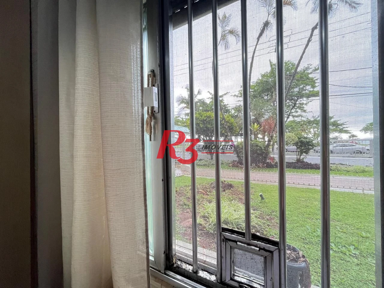Apartamento com 2 dormitórios à venda, 78 m² por R$ 557.000,00 - Embaré - Santos/SP