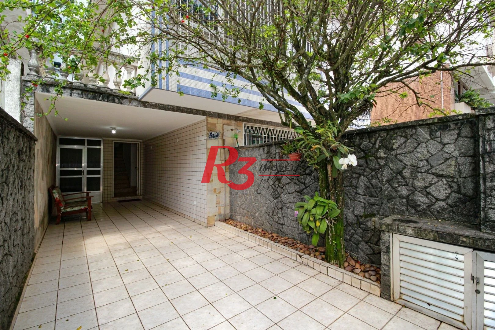 Casa, 228 m² - venda por R$ 1.224.000,00 ou aluguel por R$ 7.650,00/mês - Ponta da Praia - Santos/SP