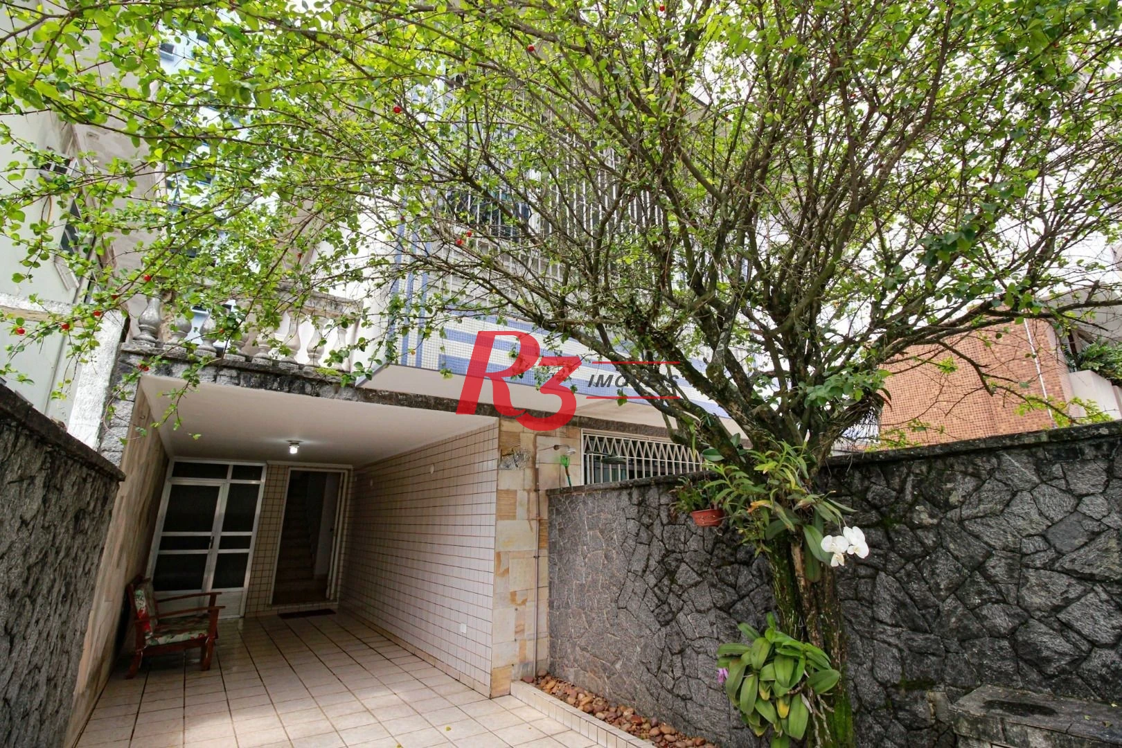 Casa, 228 m² - venda por R$ 1.224.000,00 ou aluguel por R$ 7.650,00/mês - Ponta da Praia - Santos/SP