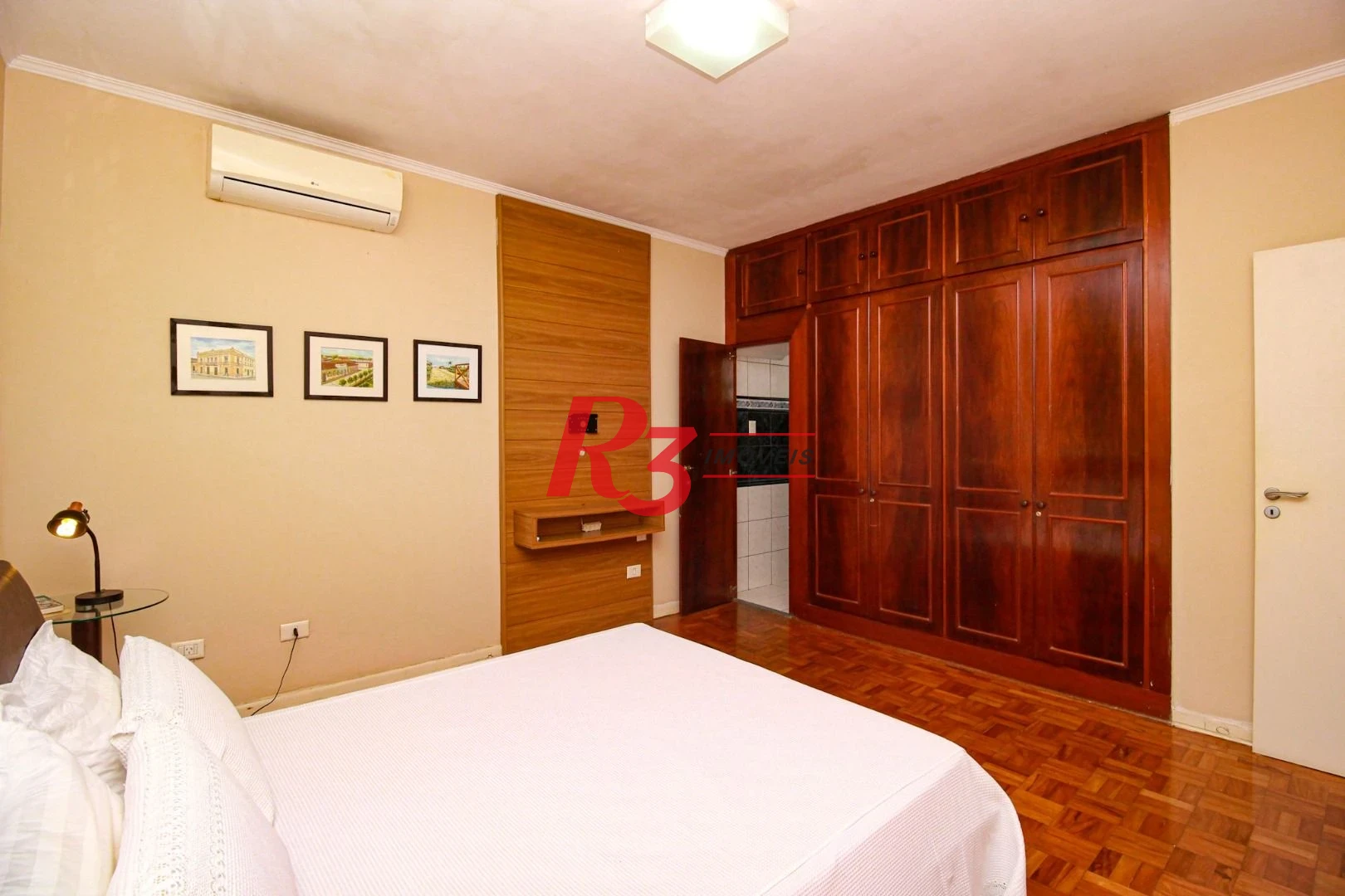 Casa, 228 m² - venda por R$ 1.224.000,00 ou aluguel por R$ 7.650,00/mês - Ponta da Praia - Santos/SP