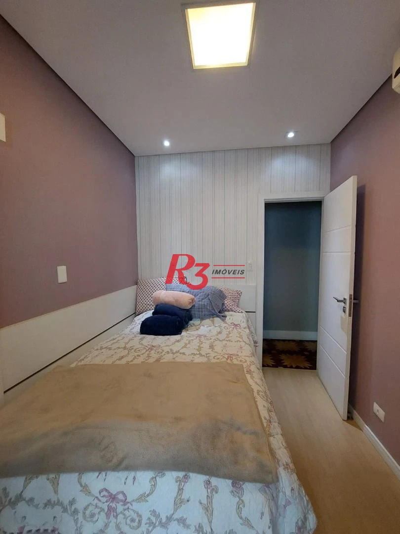 Apartamento com 4 dormitórios à venda, 180 m² por R$ 2.000.000,00 - Gonzaga - Santos/SP