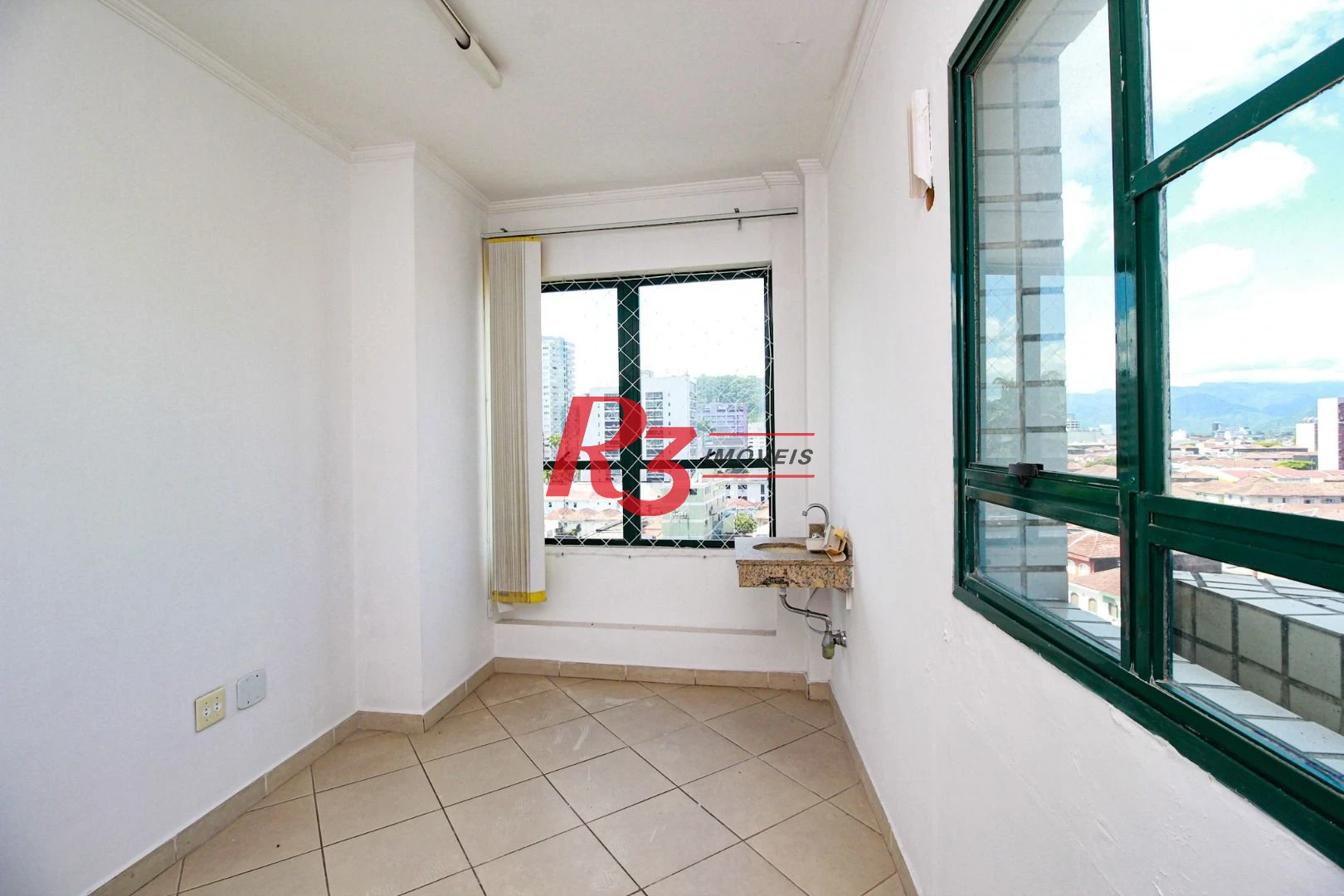 Conjunto à venda, 92 m² por R$ 685.000,00 - Encruzilhada - Santos/SP