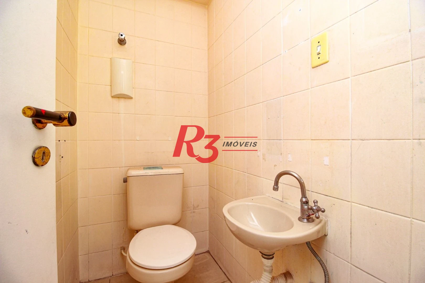 Conjunto à venda, 92 m² por R$ 685.000,00 - Encruzilhada - Santos/SP