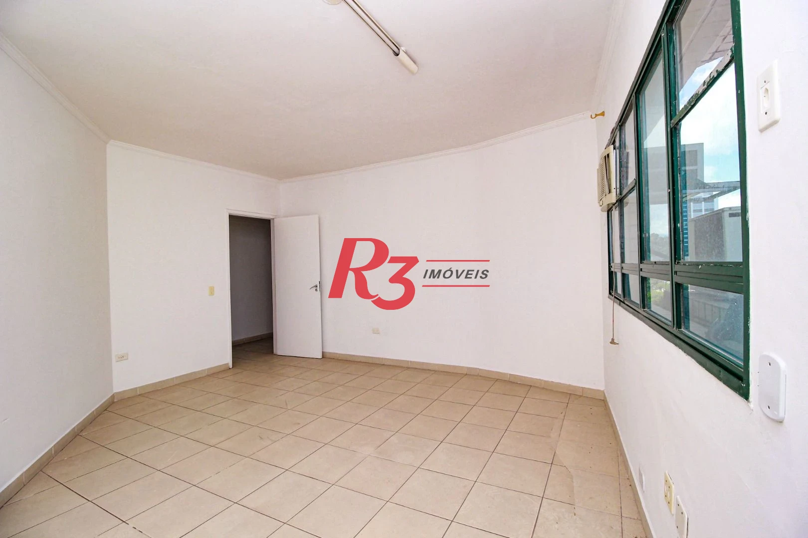 Conjunto à venda, 92 m² por R$ 685.000,00 - Encruzilhada - Santos/SP