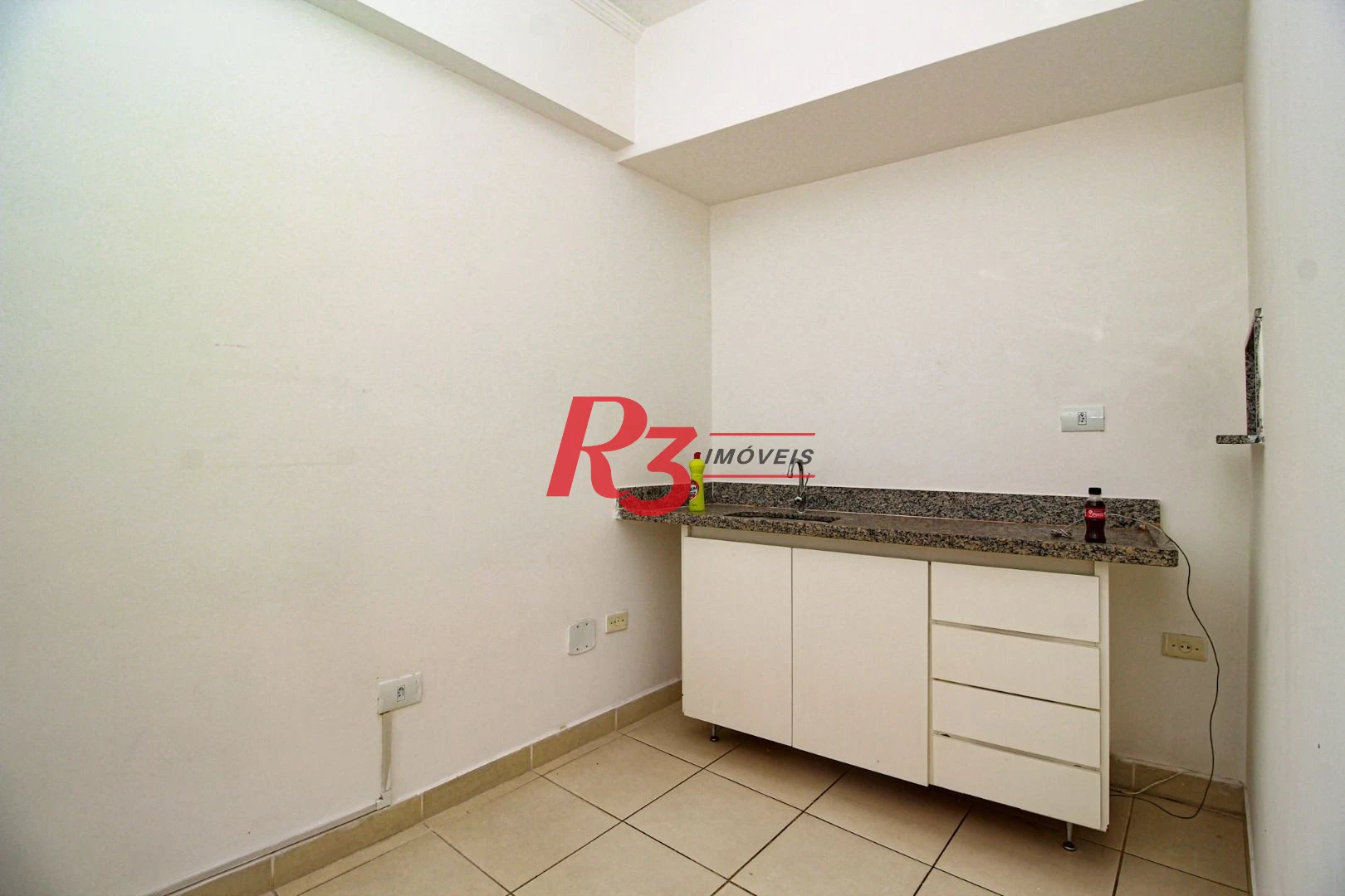 Conjunto à venda, 92 m² por R$ 685.000,00 - Encruzilhada - Santos/SP
