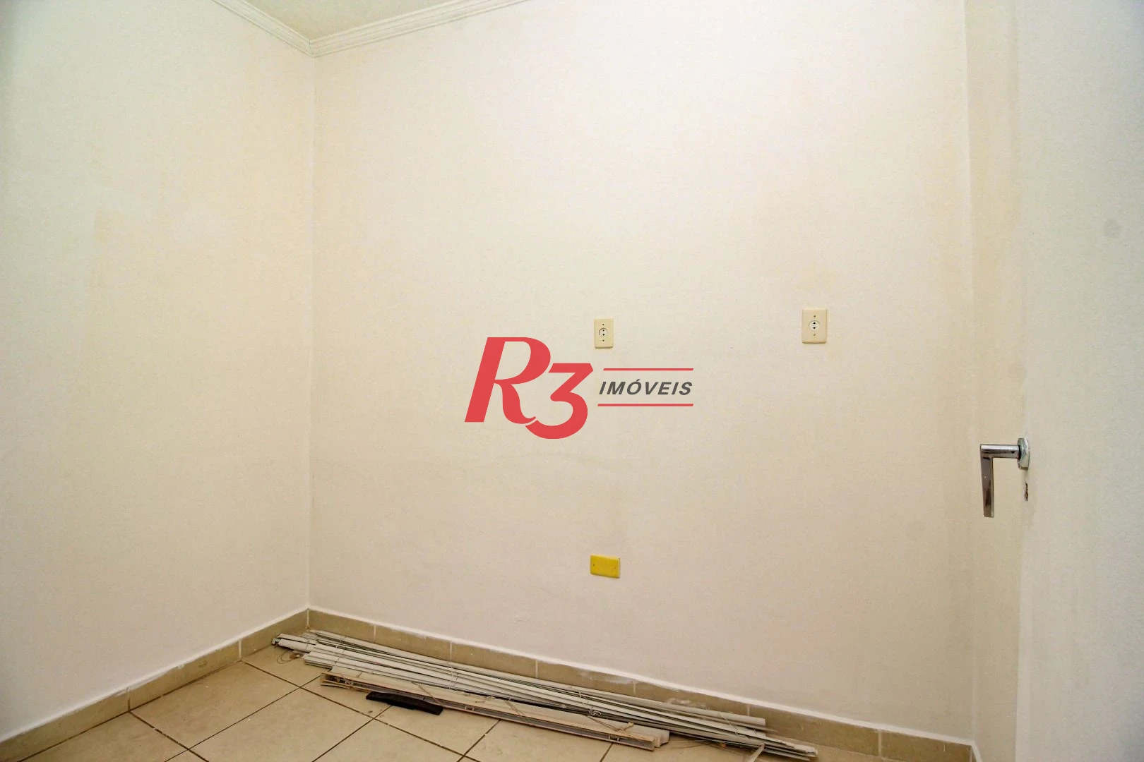 Conjunto à venda, 92 m² por R$ 685.000,00 - Encruzilhada - Santos/SP
