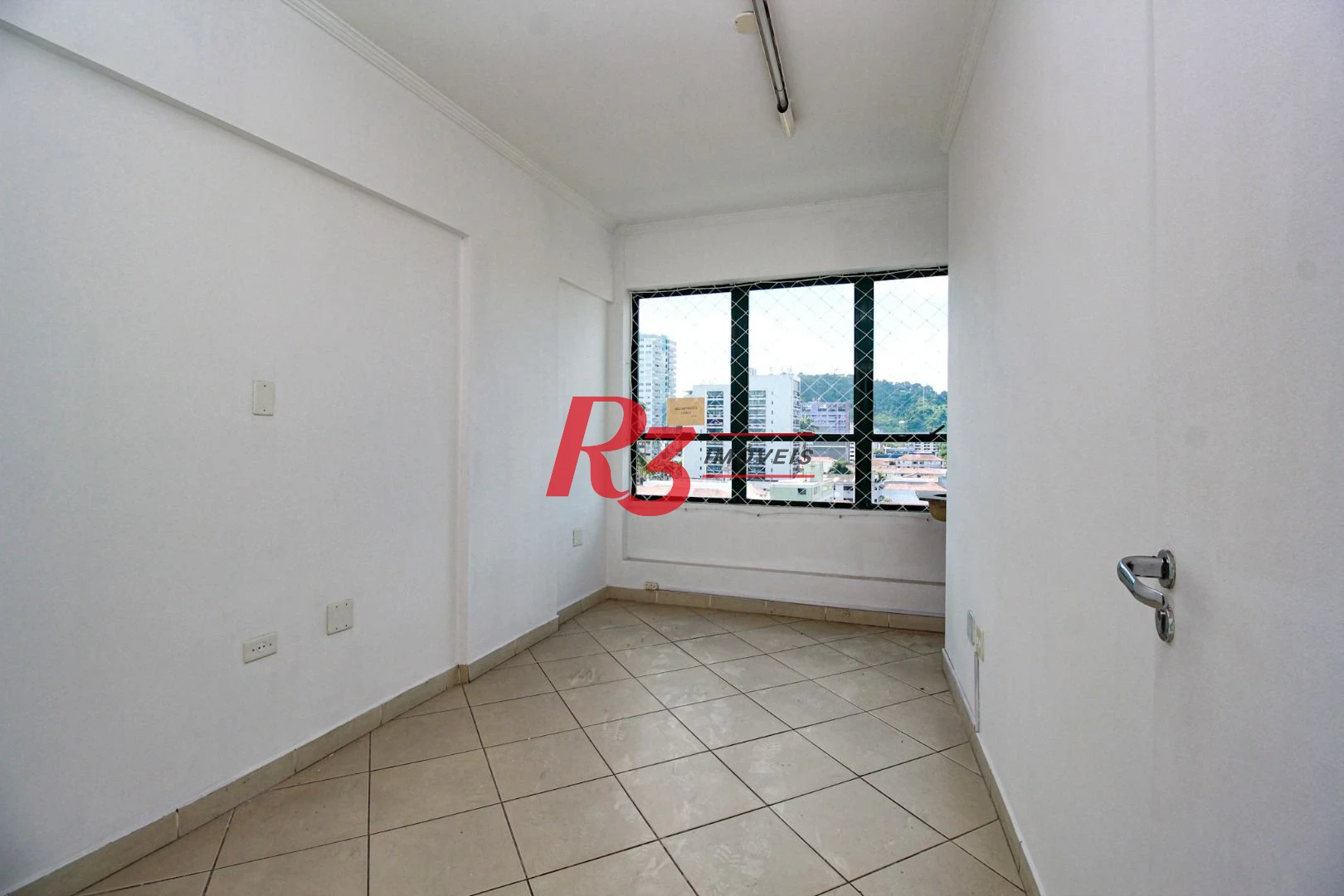 Conjunto à venda, 92 m² por R$ 685.000,00 - Encruzilhada - Santos/SP