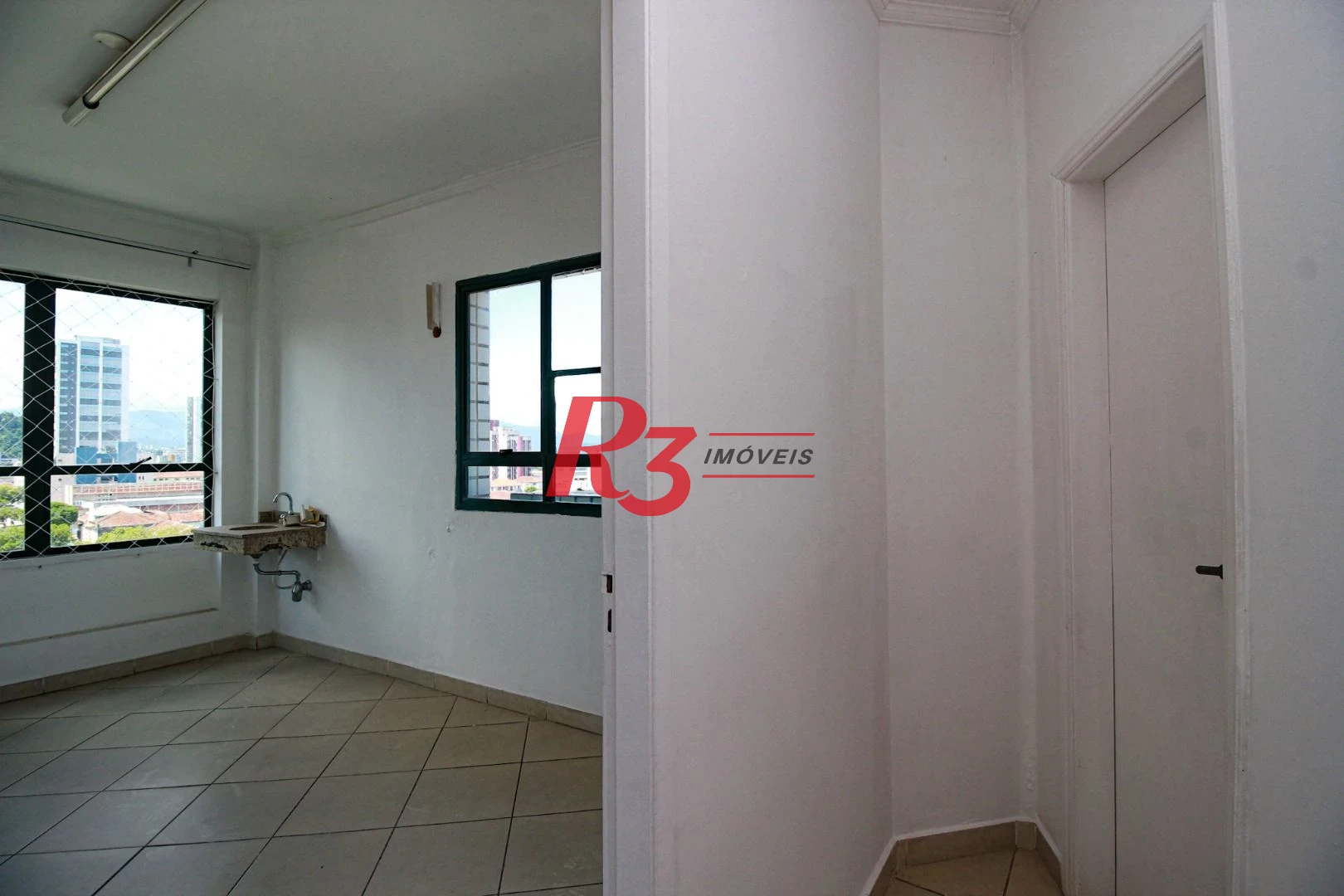Conjunto à venda, 92 m² por R$ 685.000,00 - Encruzilhada - Santos/SP