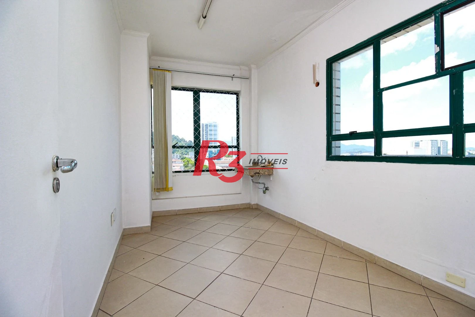 Conjunto à venda, 92 m² por R$ 685.000,00 - Encruzilhada - Santos/SP