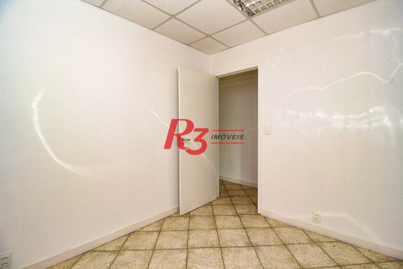 Conjunto à venda, 90 m² por R$ 670.000,00 - Encruzilhada - Santos/SP