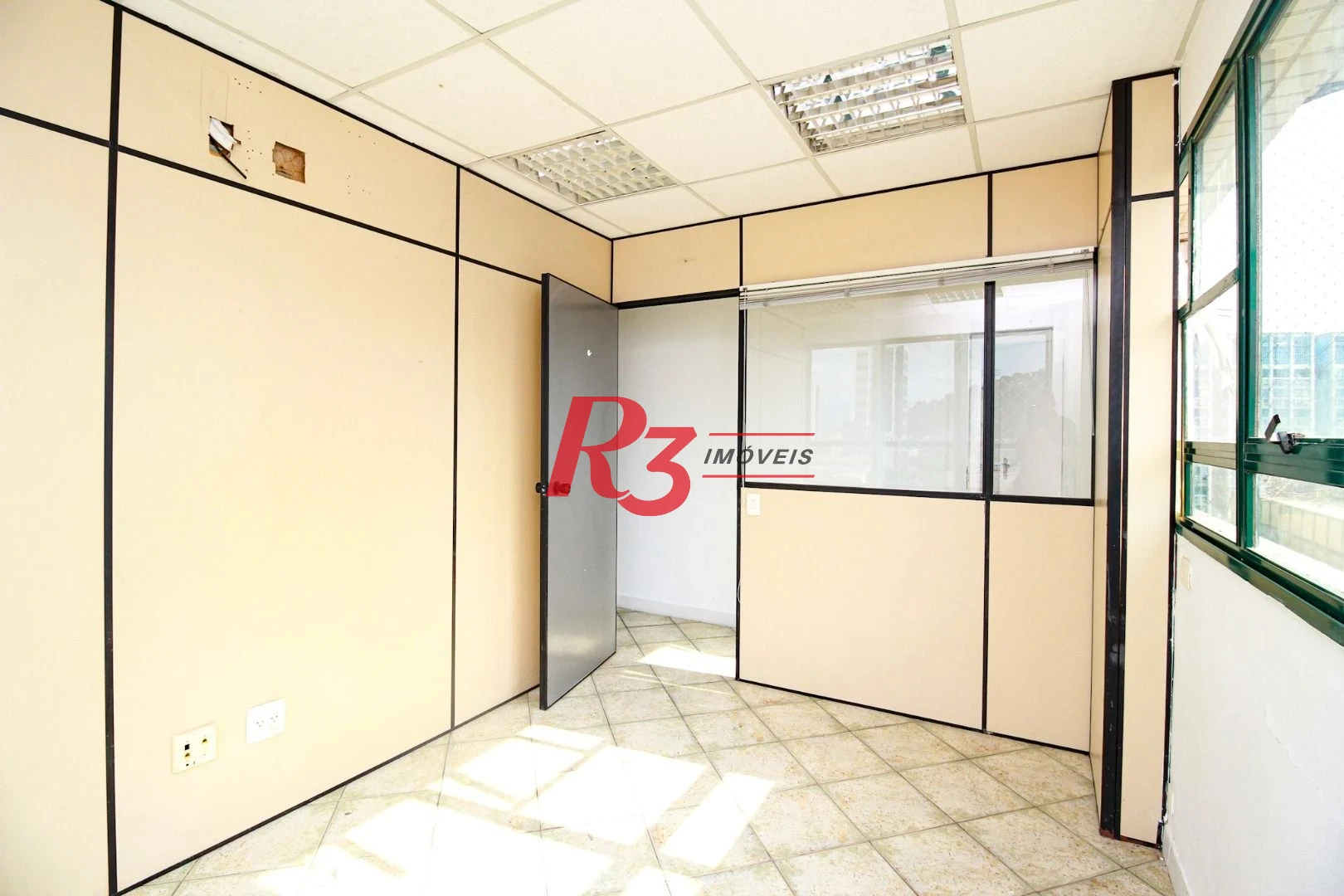 Conjunto à venda, 90 m² por R$ 670.000,00 - Encruzilhada - Santos/SP