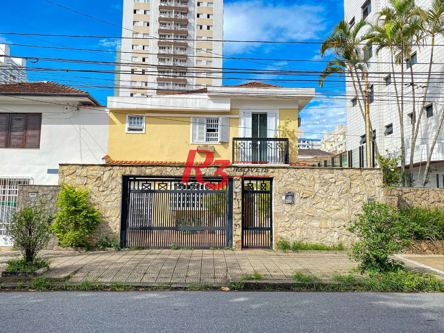 Sobrado à venda, 200 m² por R$ 2.080.000,00 - Embaré - Santos/SP