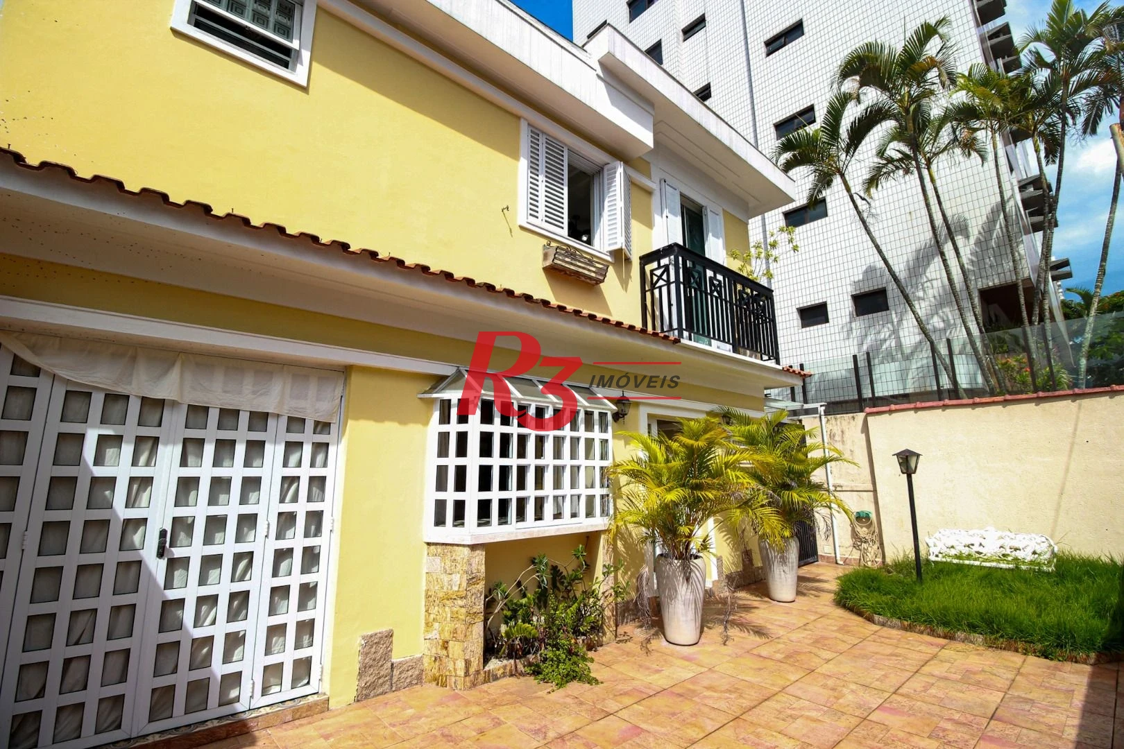 Sobrado à venda, 200 m² por R$ 2.080.000,00 - Embaré - Santos/SP