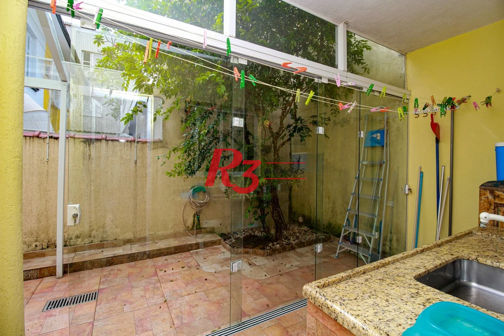 Sobrado à venda, 200 m² por R$ 2.080.000,00 - Embaré - Santos/SP