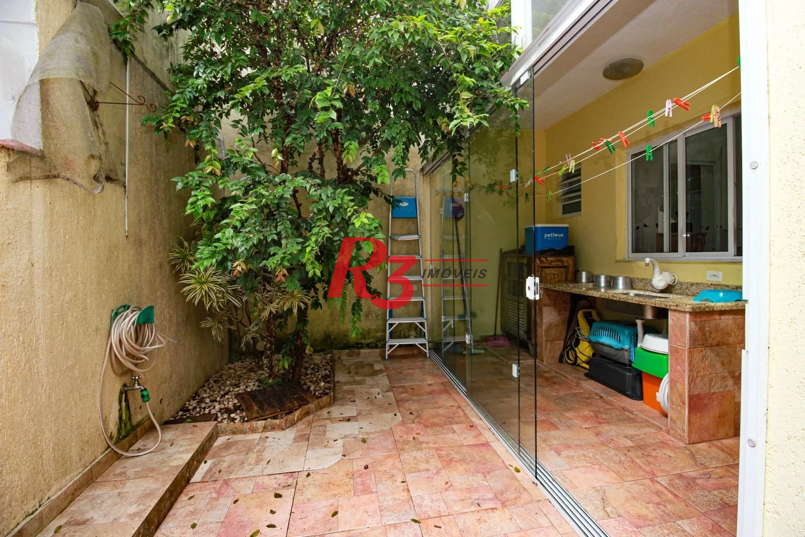 Sobrado à venda, 200 m² por R$ 2.080.000,00 - Embaré - Santos/SP