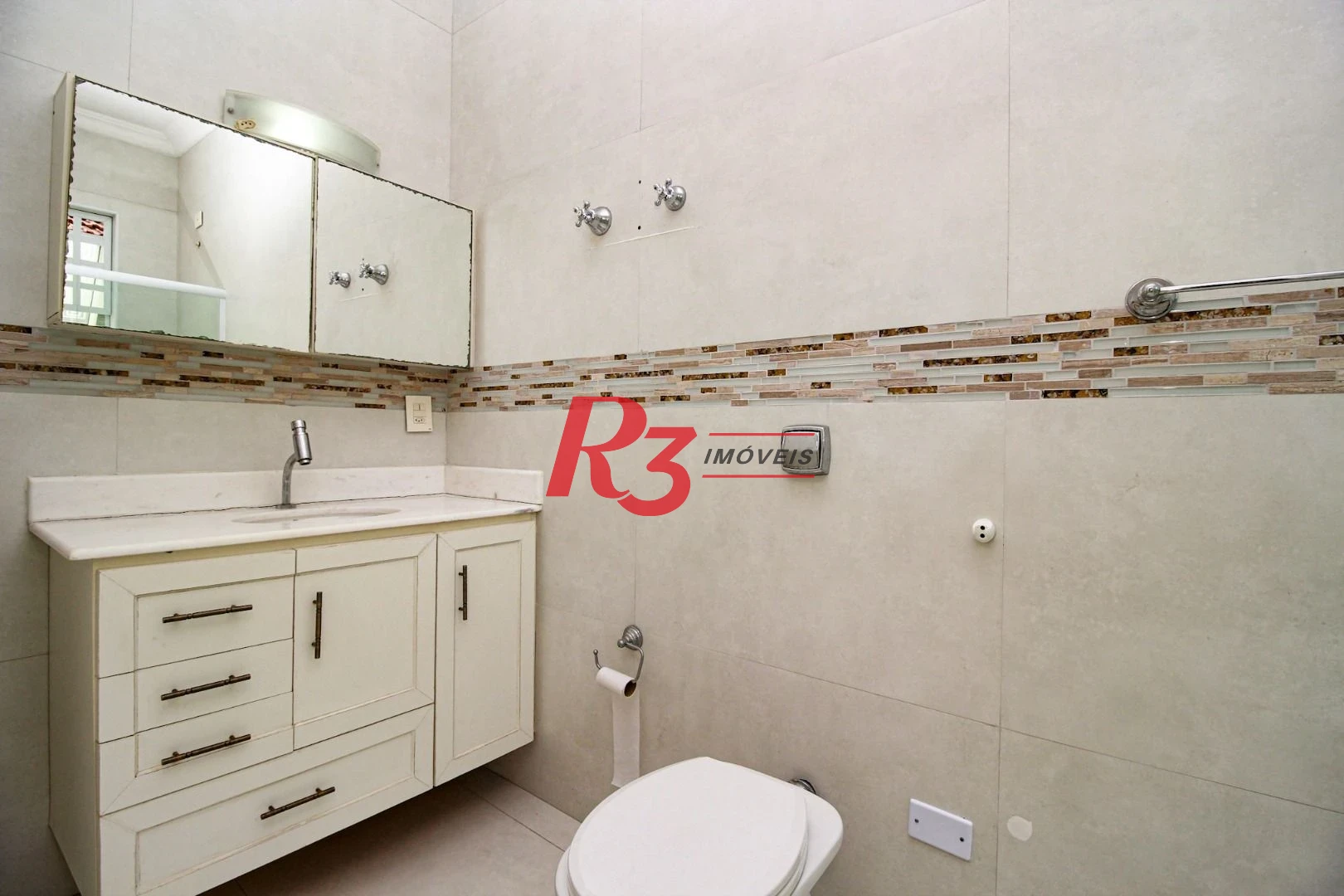 Sobrado à venda, 200 m² por R$ 2.080.000,00 - Embaré - Santos/SP