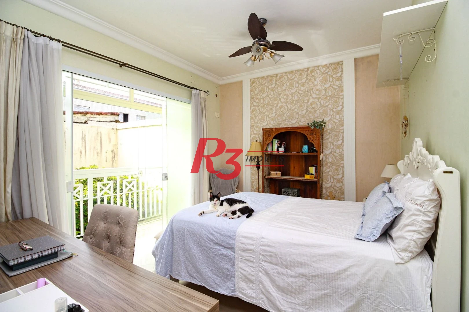 Sobrado à venda, 200 m² por R$ 2.080.000,00 - Embaré - Santos/SP