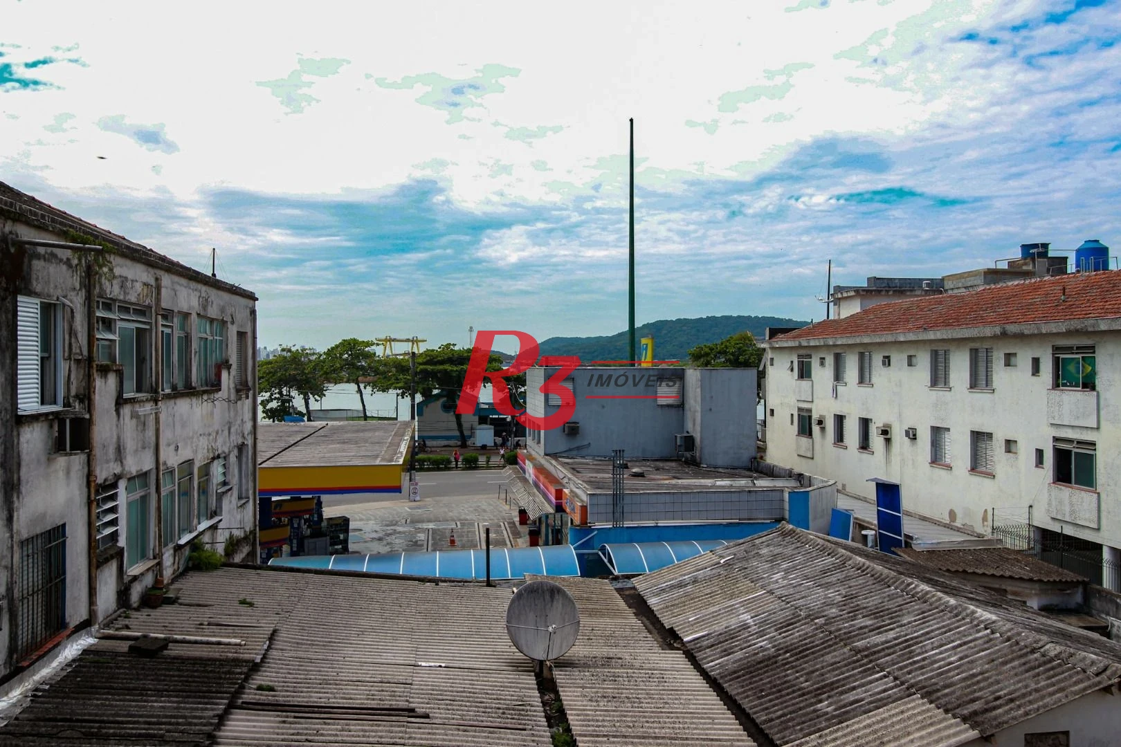 Conjunto à venda, 100 m² por R$ 426.000,00 - Ponta da Praia - Santos/SP
