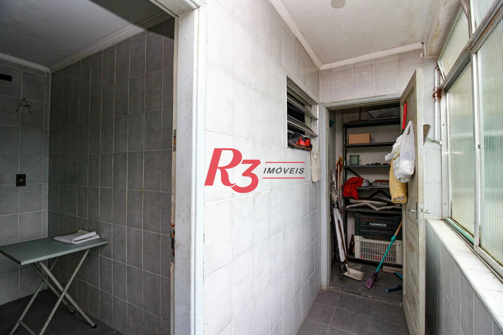 Conjunto à venda, 100 m² por R$ 426.000,00 - Ponta da Praia - Santos/SP