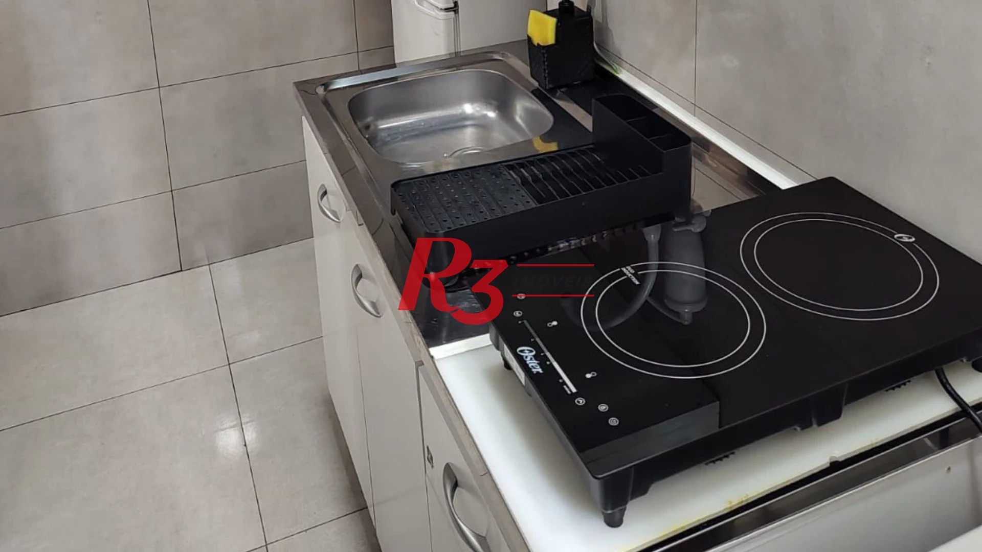 Kitnet com 1 dormitório para alugar, 26 m² por R$ 3.000,02/mês - Gonzaga - Santos/SP