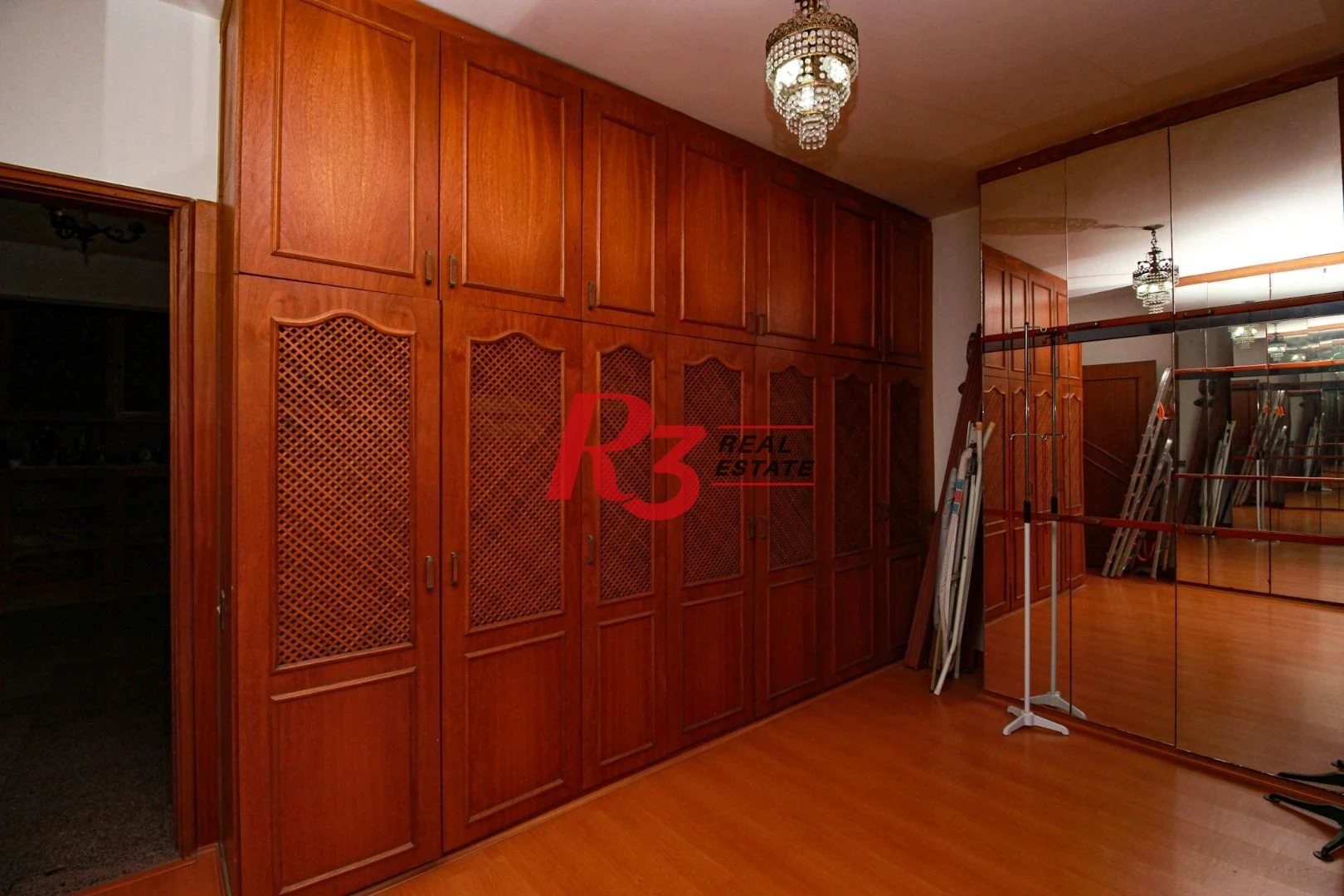 Cobertura com 6 dormitórios à venda, 750 m² por R$ 5.500.000,00 - Boqueirão - Santos/SP